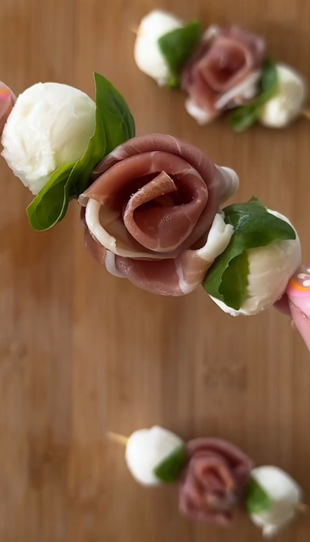 Pinchos Jamón Serrano